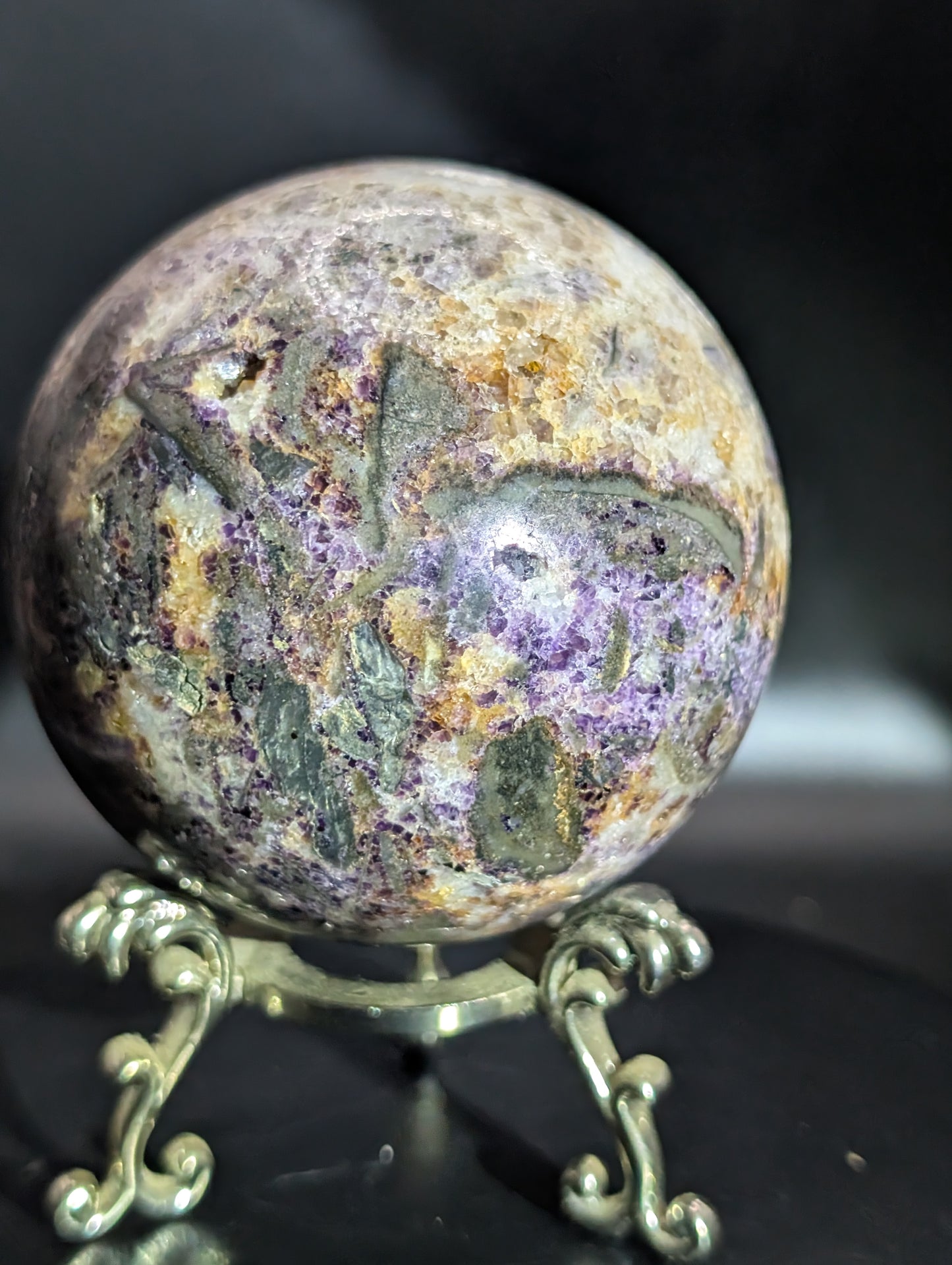 UV Reactive Fluorite in Quartz Sphere 6.3cm (381g) – Druzy Crystal Ball with Blue Glow
