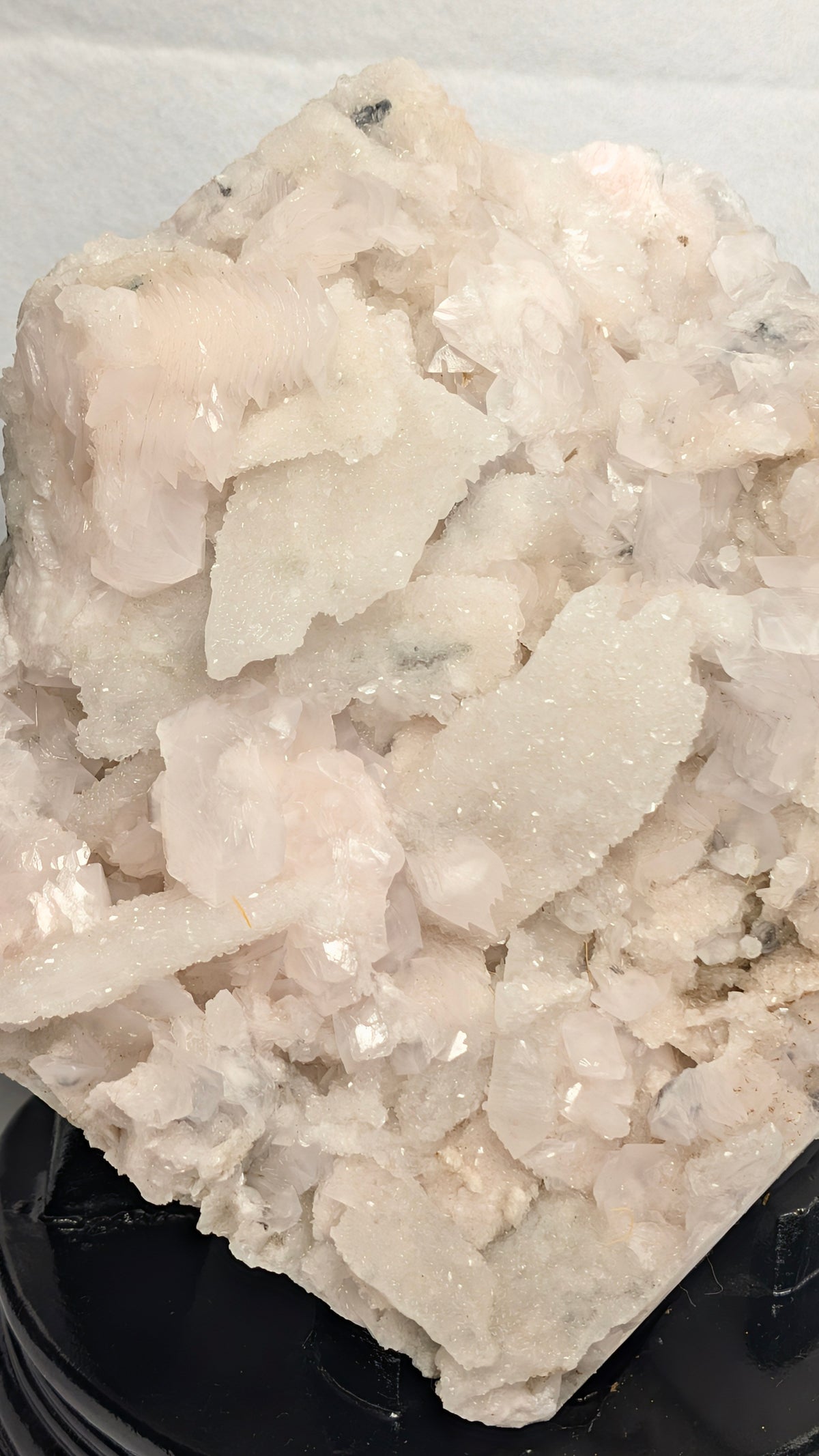 Large Pink Calcite & Quartz Mineral Specimen – 6–7kg UV Fluorescent Statement Piece