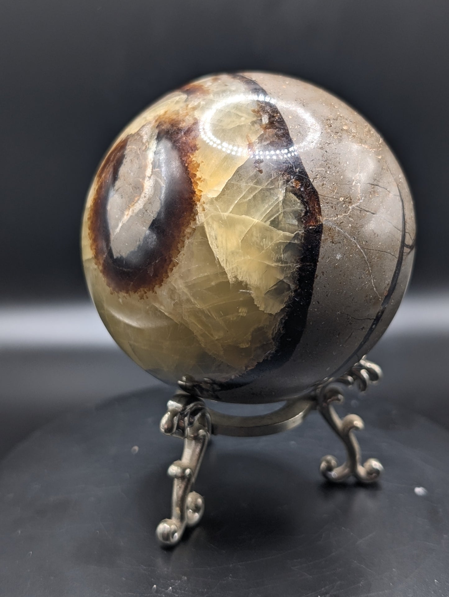Septarian Nodule “Dragon Stone” Sphere – UV Reactive Calcite Crystal Ball (7cm, 416g)