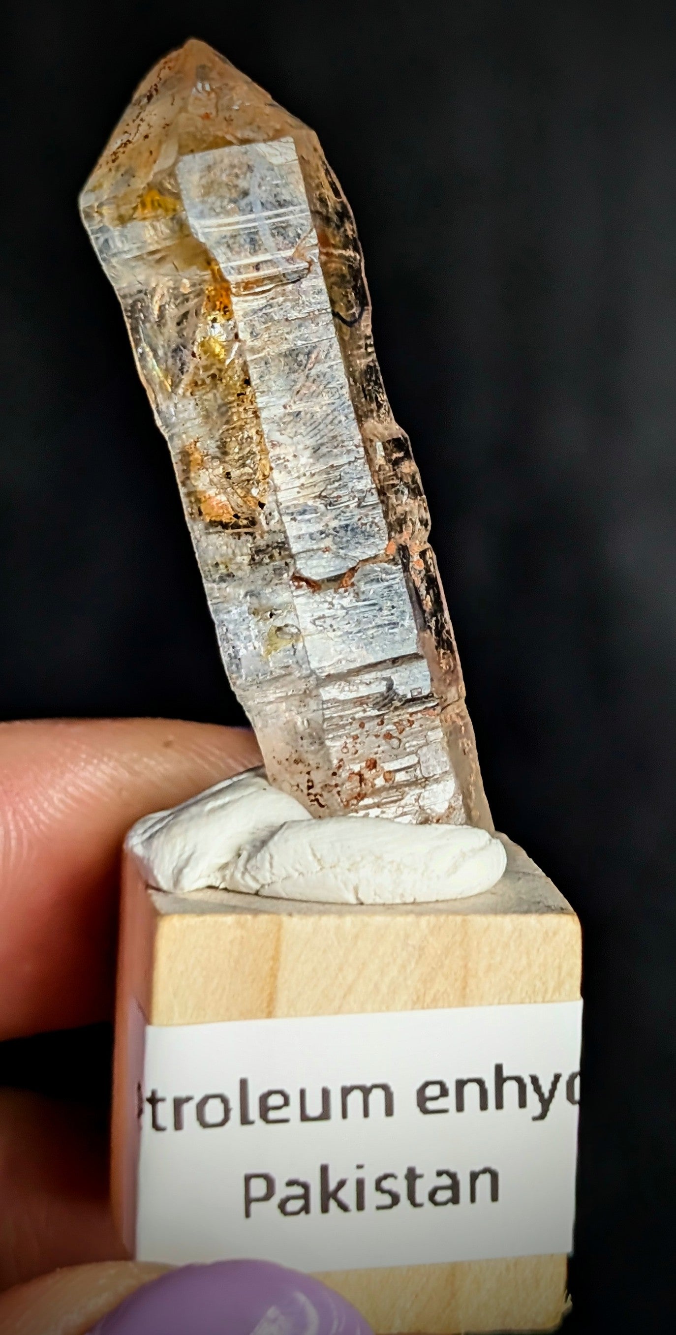 Petroleum Enhydro Quartz with Moving Black Inclusion | Pakistan