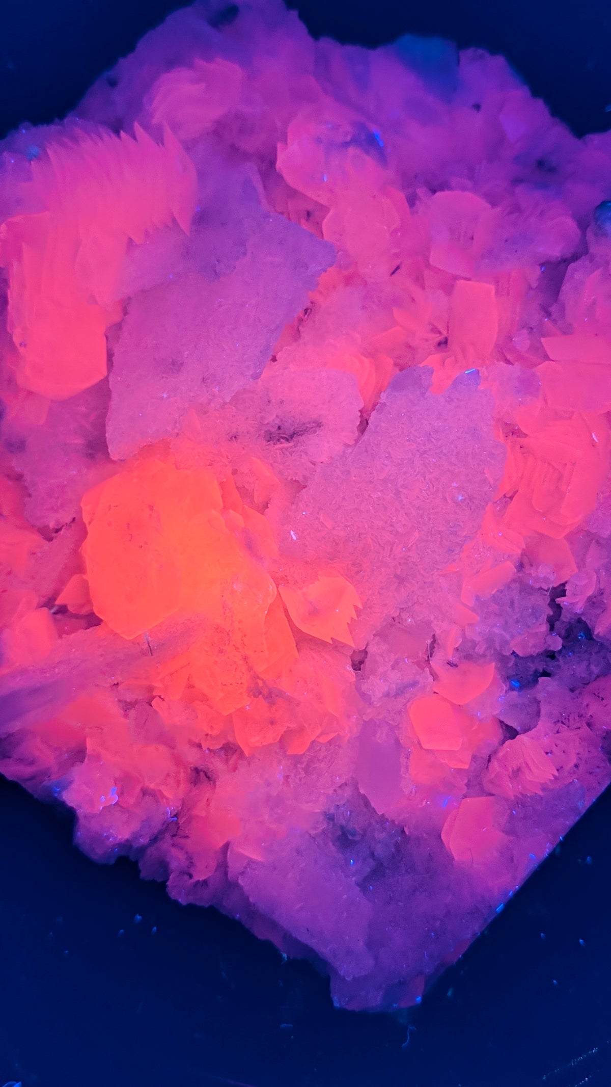 Large Pink Calcite & Quartz Mineral Specimen – 6–7kg UV Fluorescent Statement Piece