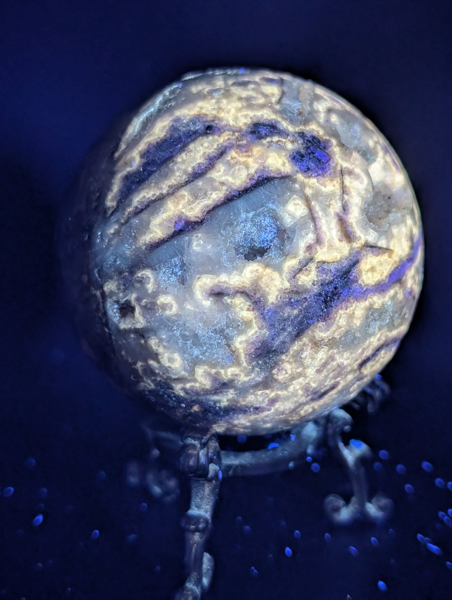 UV Reactive Fluorite in Quartz Sphere 6.3cm (381g) – Druzy Crystal Ball with Blue Glow