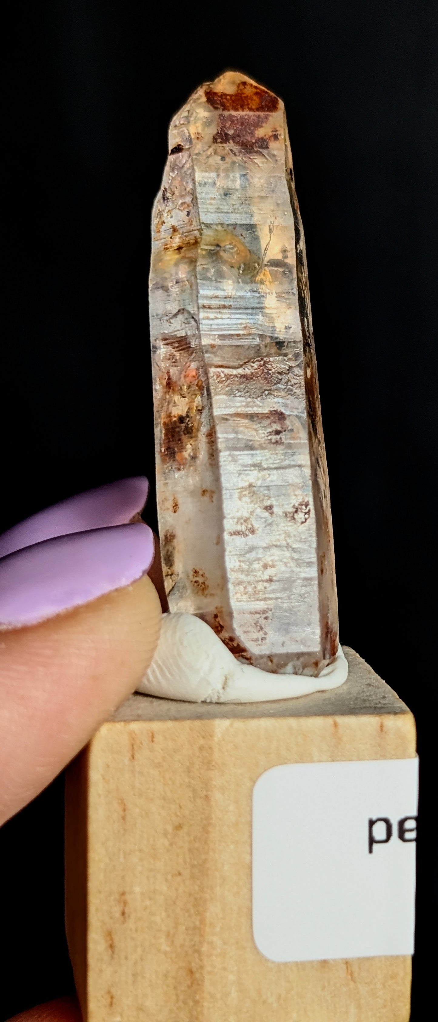 Petroleum Enhydro Quartz | Pakistan