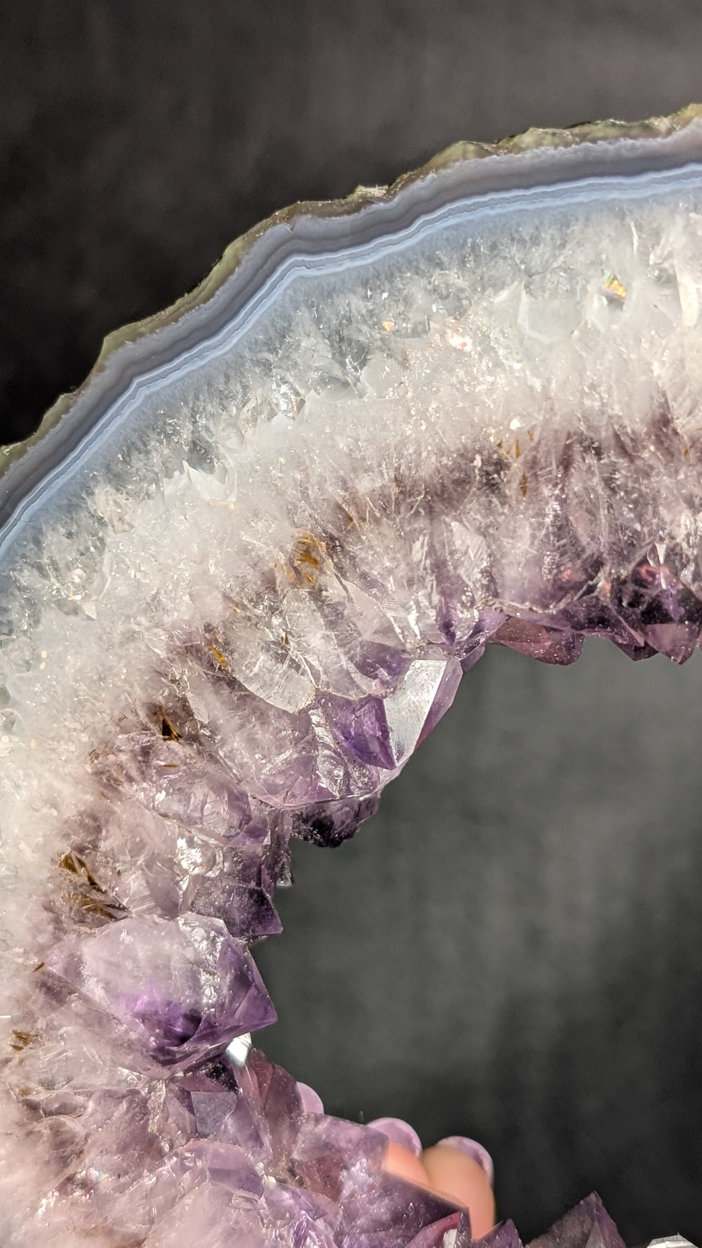 Brazilian Amethyst Portal on Custom Display Stand – 1.5kg
Product Description
