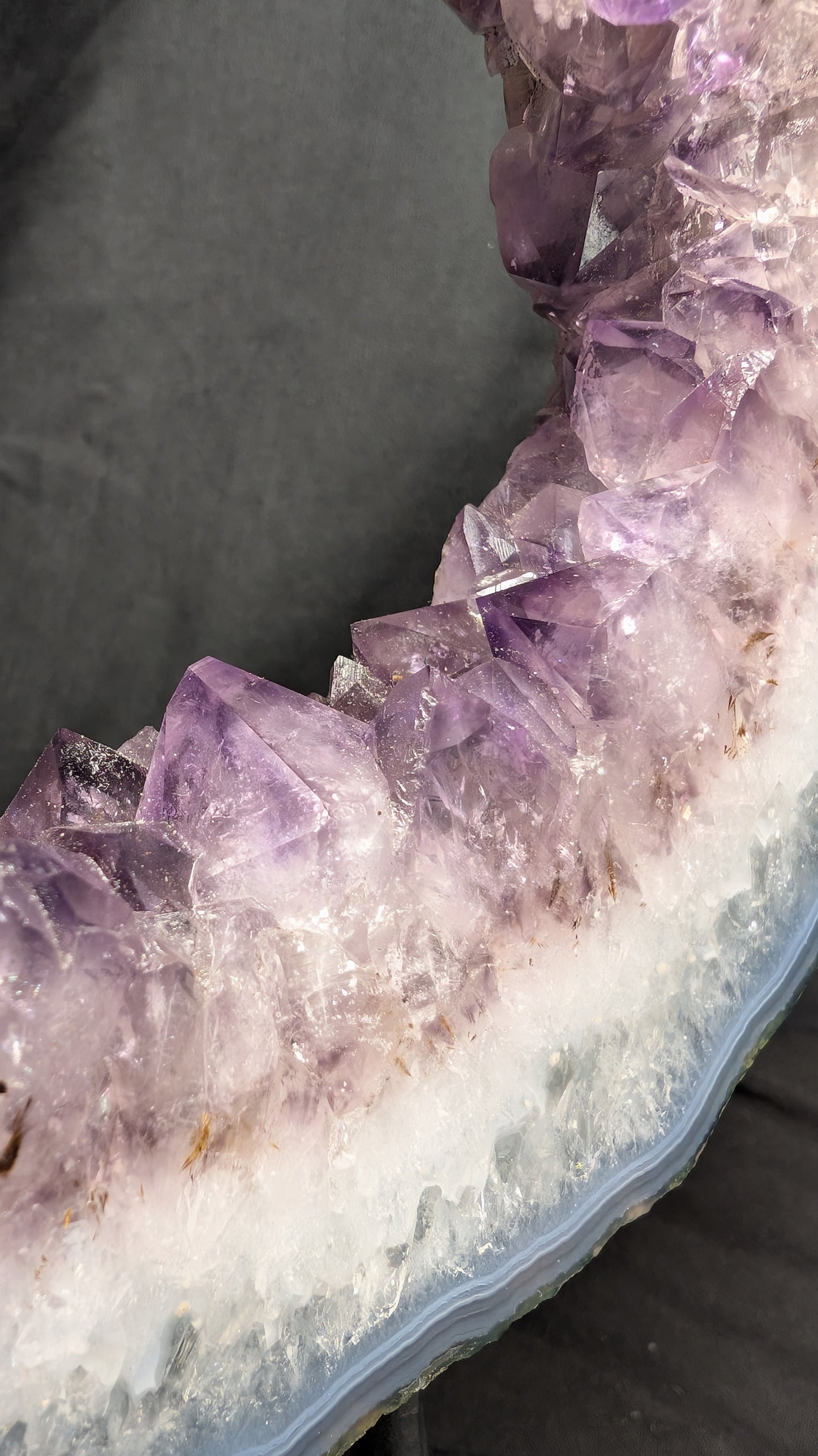 Brazilian Amethyst Portal on Custom Display Stand – 1.5kg
Product Description