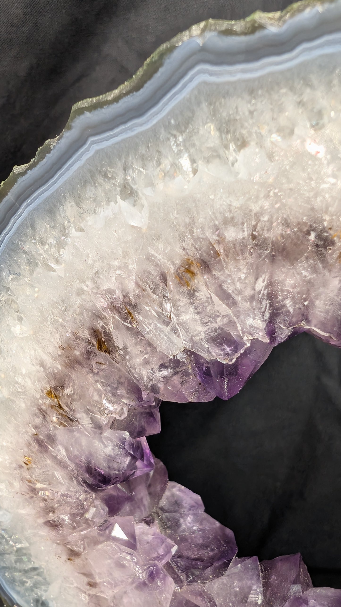 Brazilian Amethyst Portal on Custom Display Stand – 1.5kg
Product Description